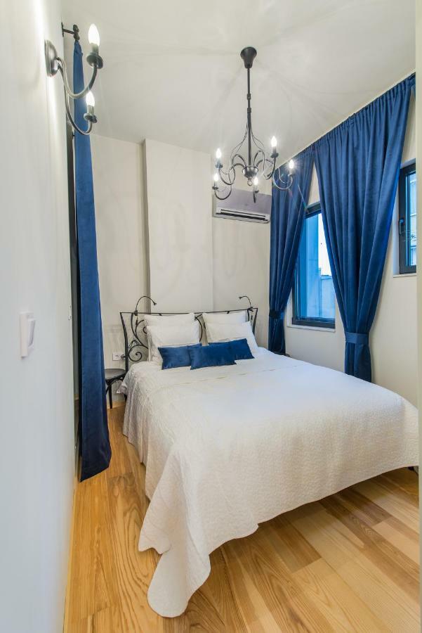 Apartemen Designer Aristocratic 1 Bedroom | Next To Cathedral Sofia